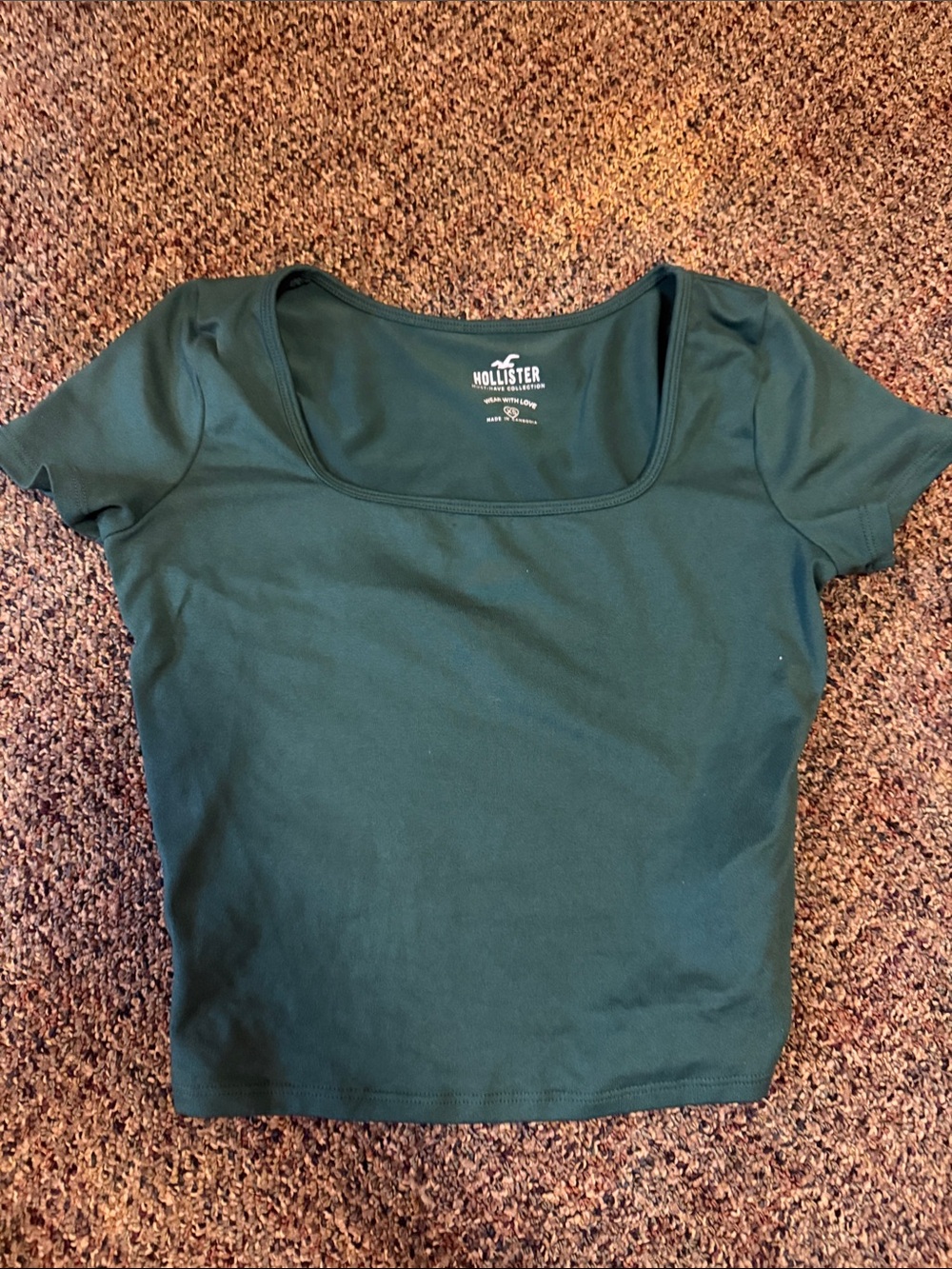 Hollister Women's Forest Green Scoop Neck Short Sleeve Tee